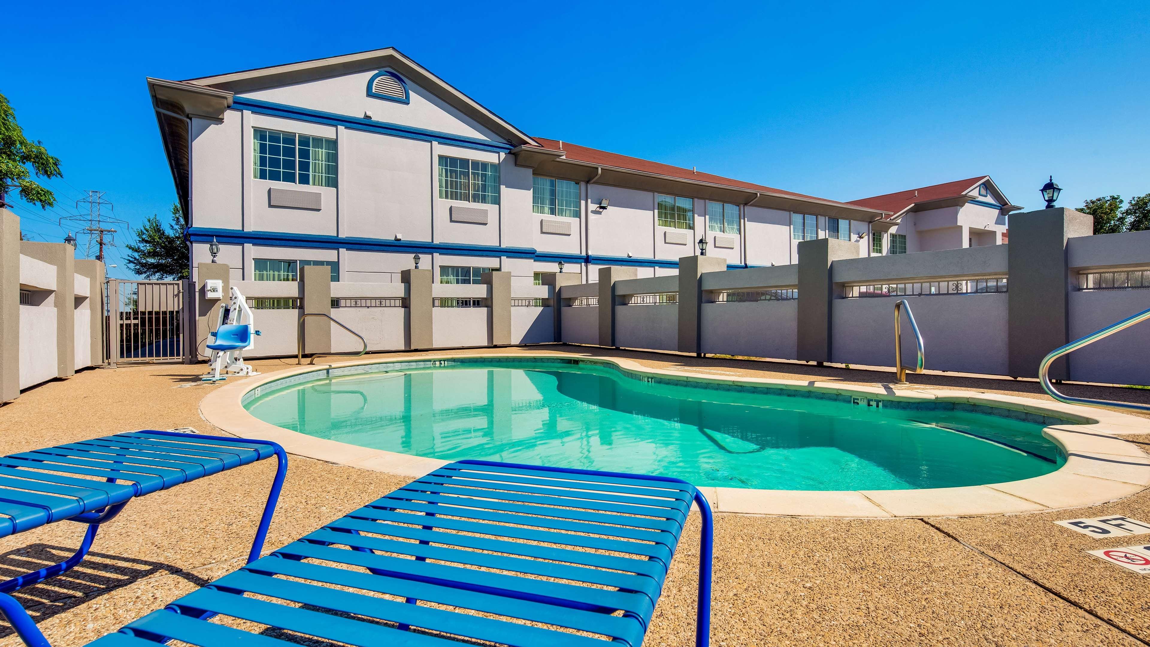 Surestay Plus By Best Western Fort Worth Benbrook Kültér fotó