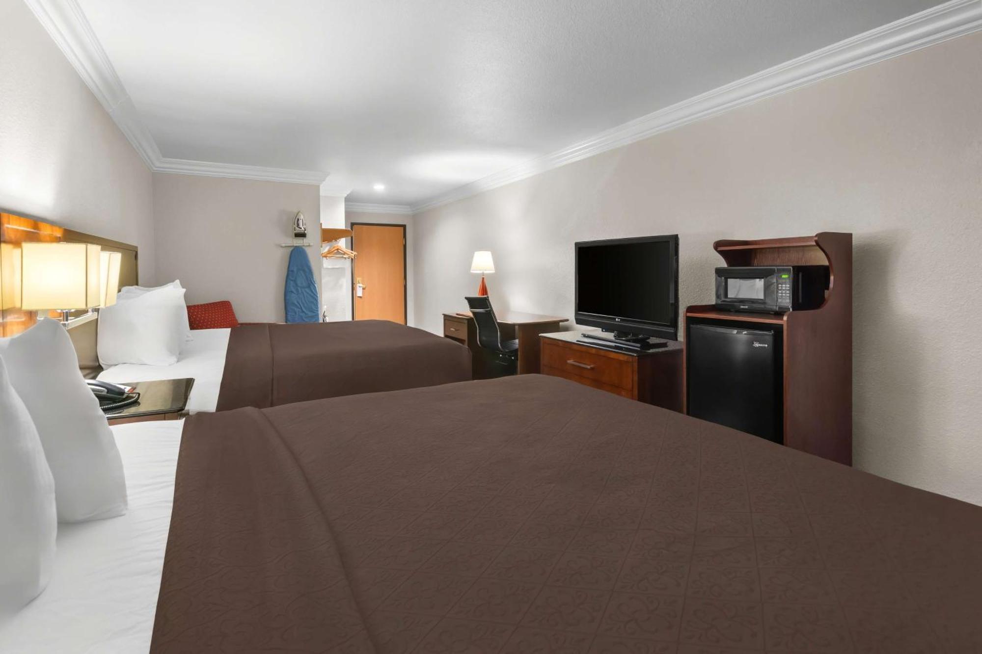 Surestay Plus By Best Western Fort Worth Benbrook Kültér fotó