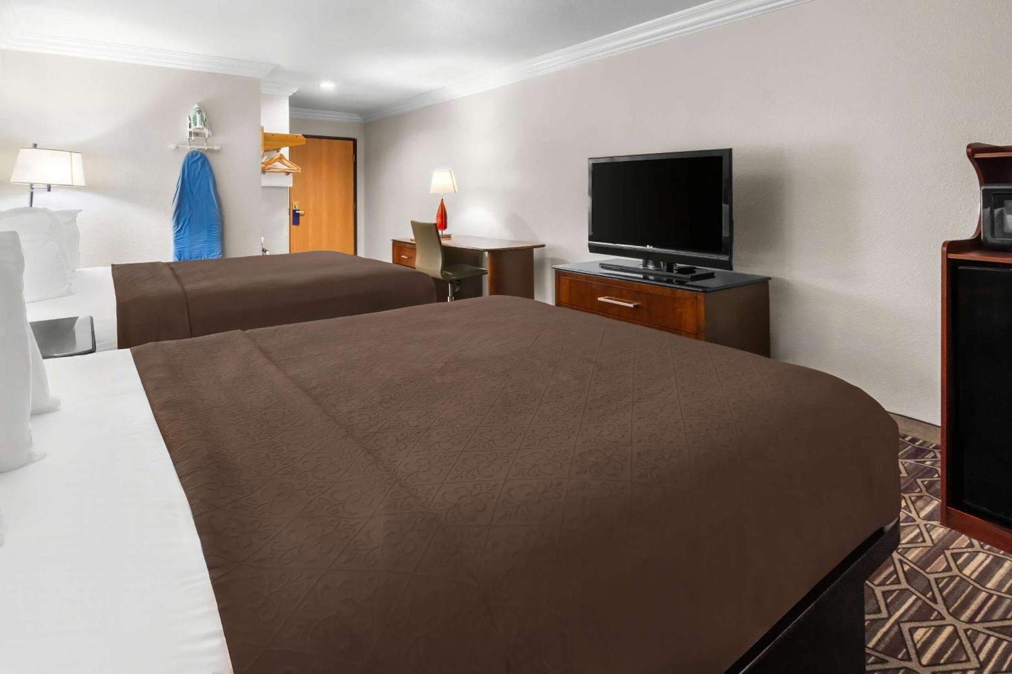 Surestay Plus By Best Western Fort Worth Benbrook Kültér fotó