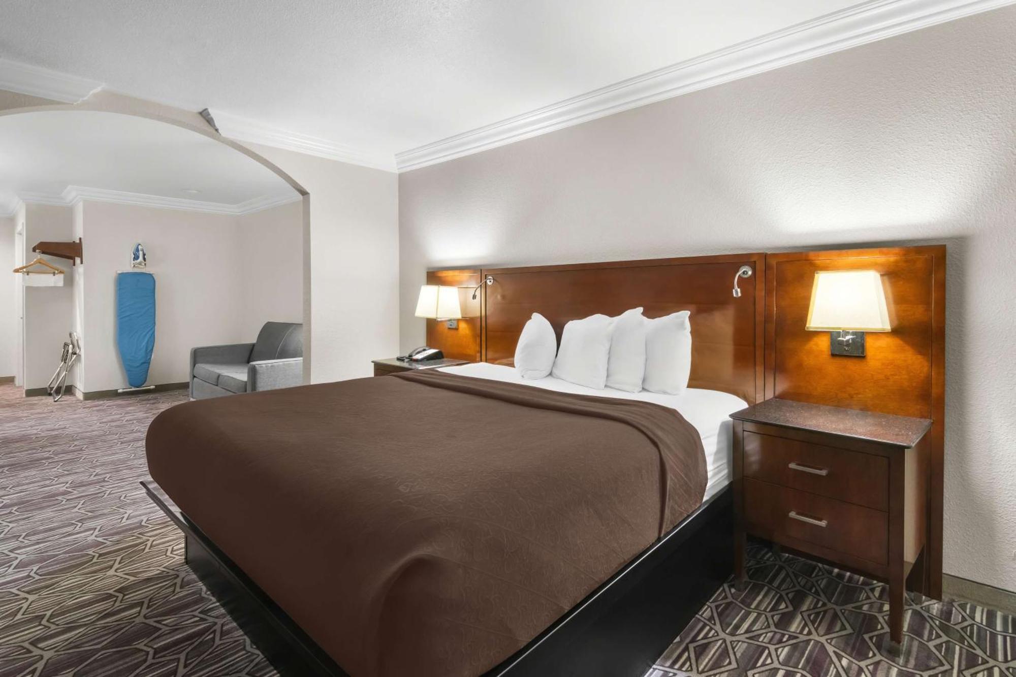 Surestay Plus By Best Western Fort Worth Benbrook Kültér fotó
