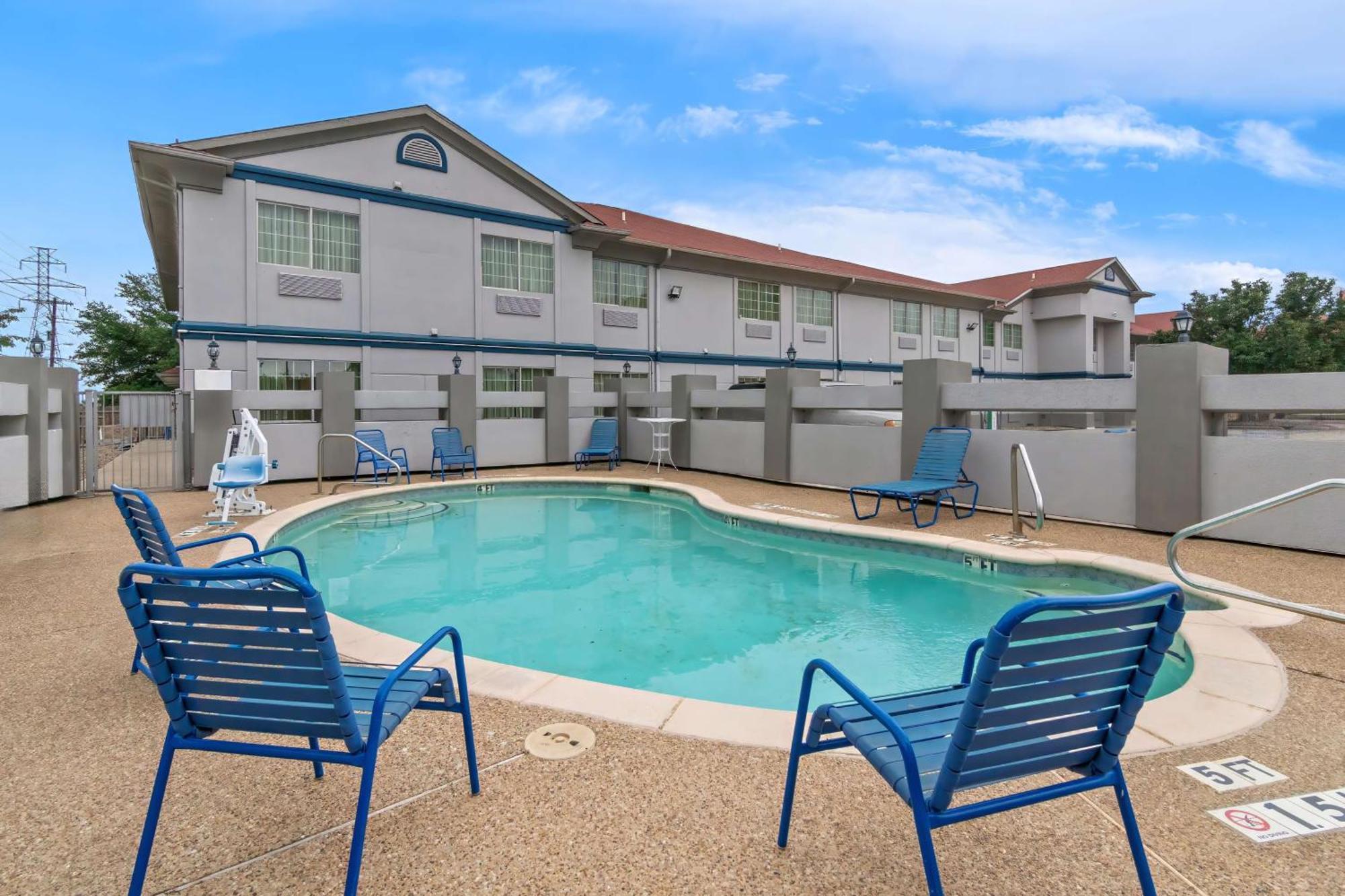 Surestay Plus By Best Western Fort Worth Benbrook Kültér fotó