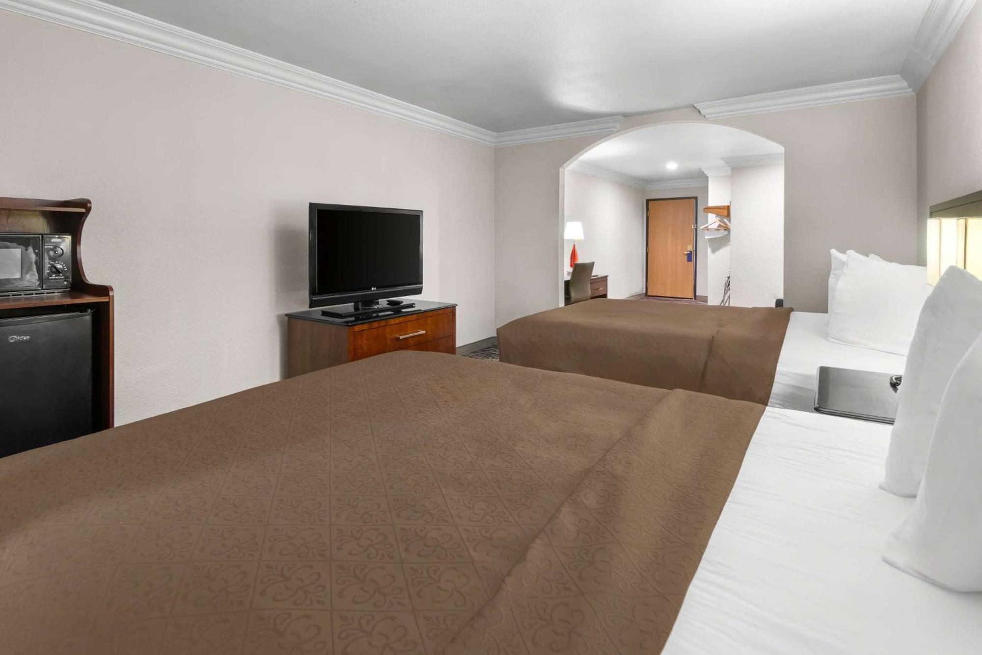 Surestay Plus By Best Western Fort Worth Benbrook Kültér fotó