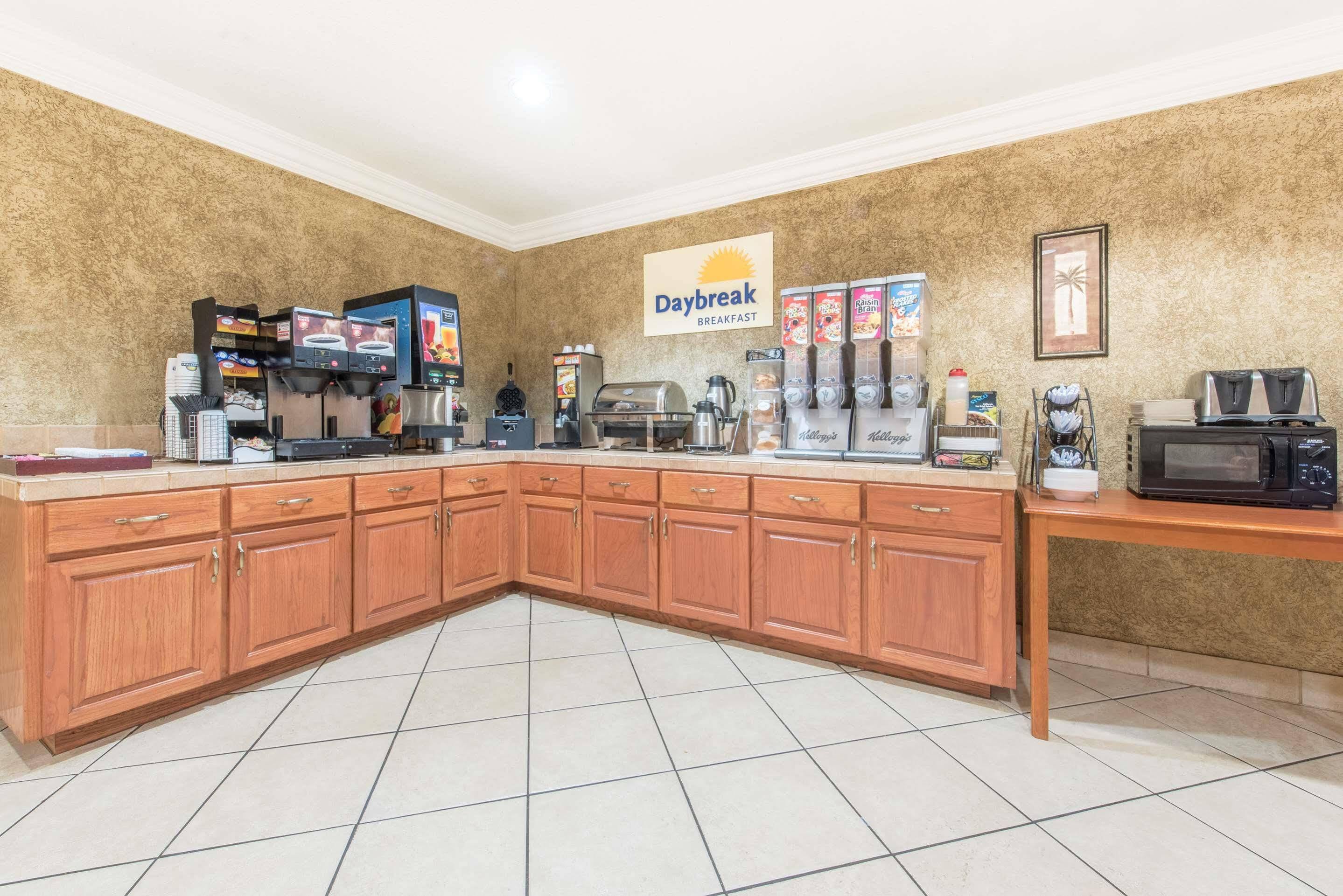 Surestay Plus By Best Western Fort Worth Benbrook Kültér fotó